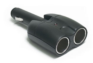CARICATORE  NEDIS DA AUTO  1 SPINA 12V  E  2 PRESE  12V   10A 